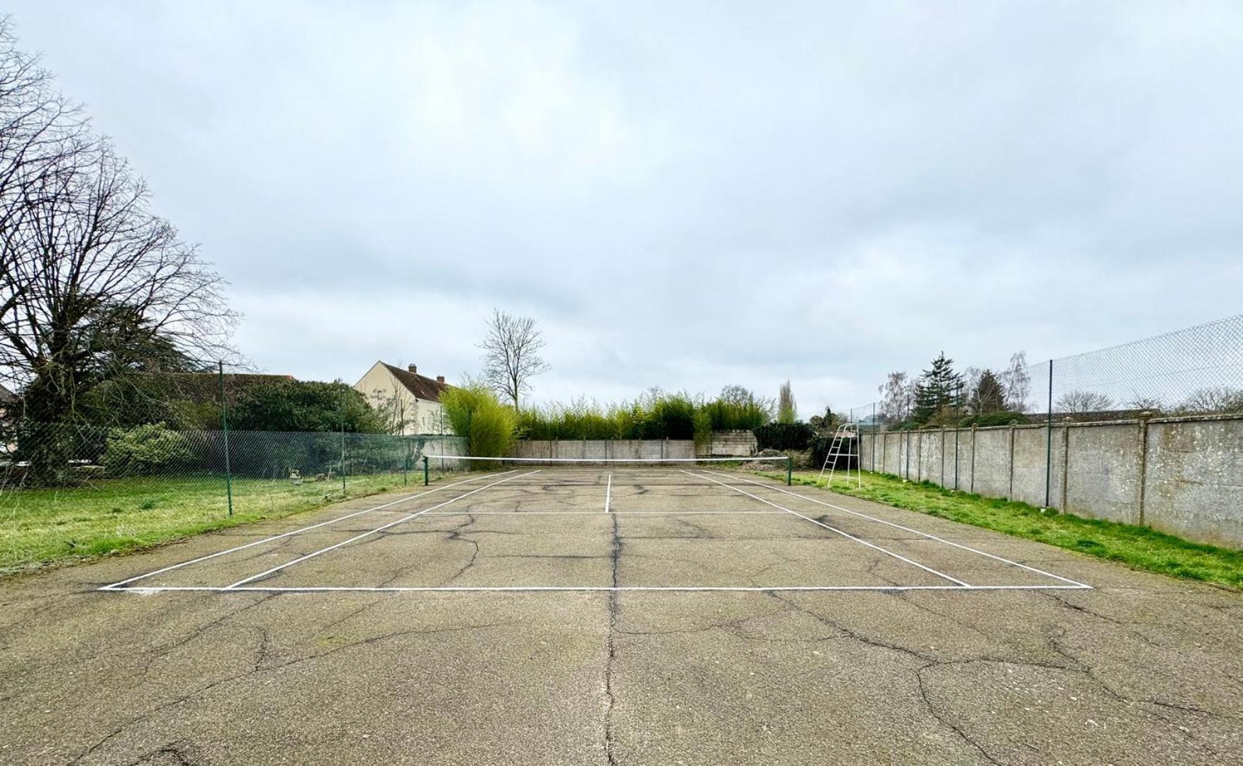 La Meslaysienne - Comfortable House, Swimming Pool Exterior photo